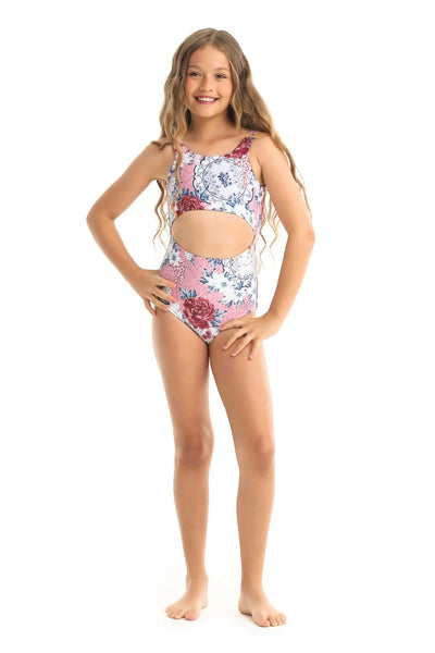 ENTERO NIÑA AME CELINNA AGUA BENDITA